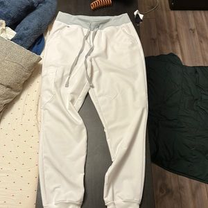 Medium Figs Optic White Zamora High Waisted Jogger